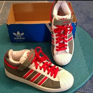 Adidas size 7
